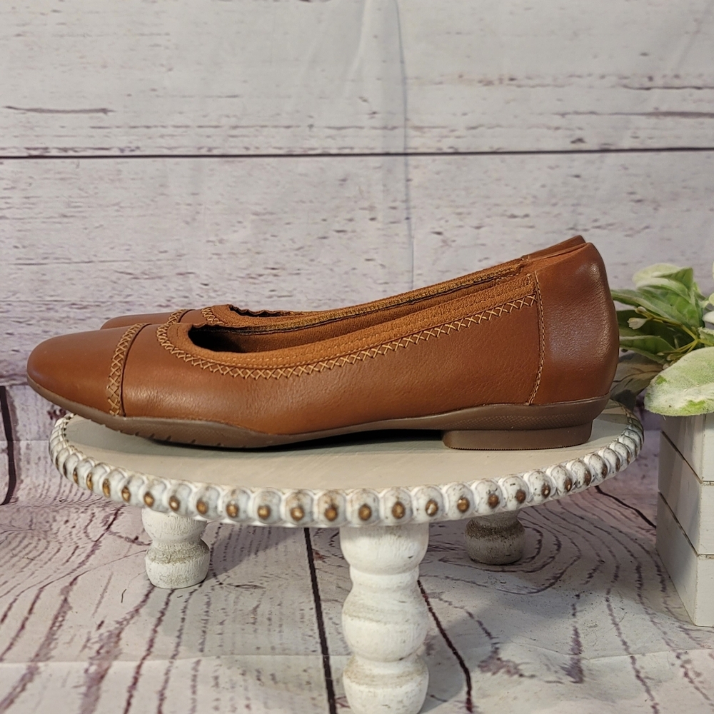 Clarks Collection Sara Bay Ballet Flats -Caramel- Brand New in Box - Picture 7 of 15